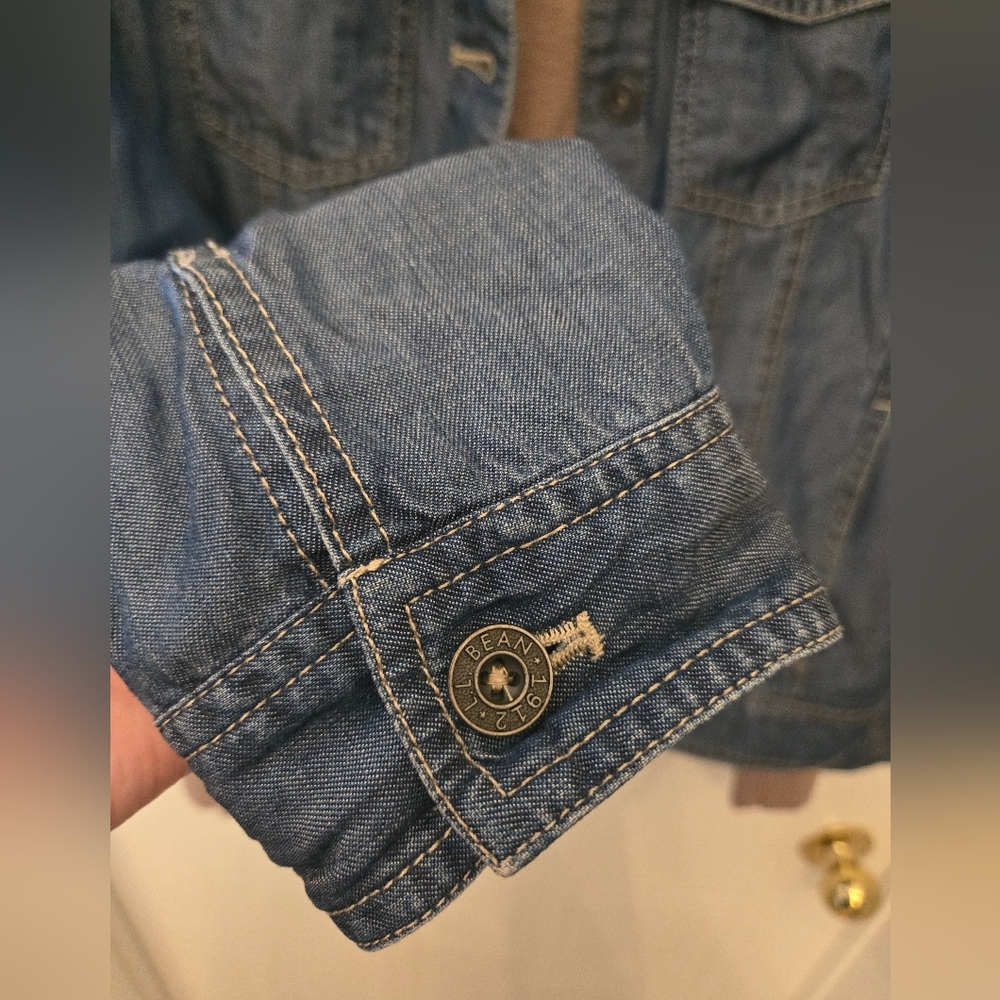 L.L. Bean Classic Blue Jean Jacket Small - Picture 3 of 5
